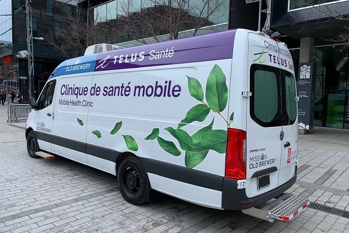 New mobile health clinic hopes to bridge gap in services for unhoused Montrealers