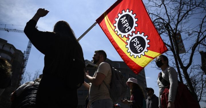 PSAC strike: Feds say ‘final’ offer to union has ‘enhanced’ wage package
