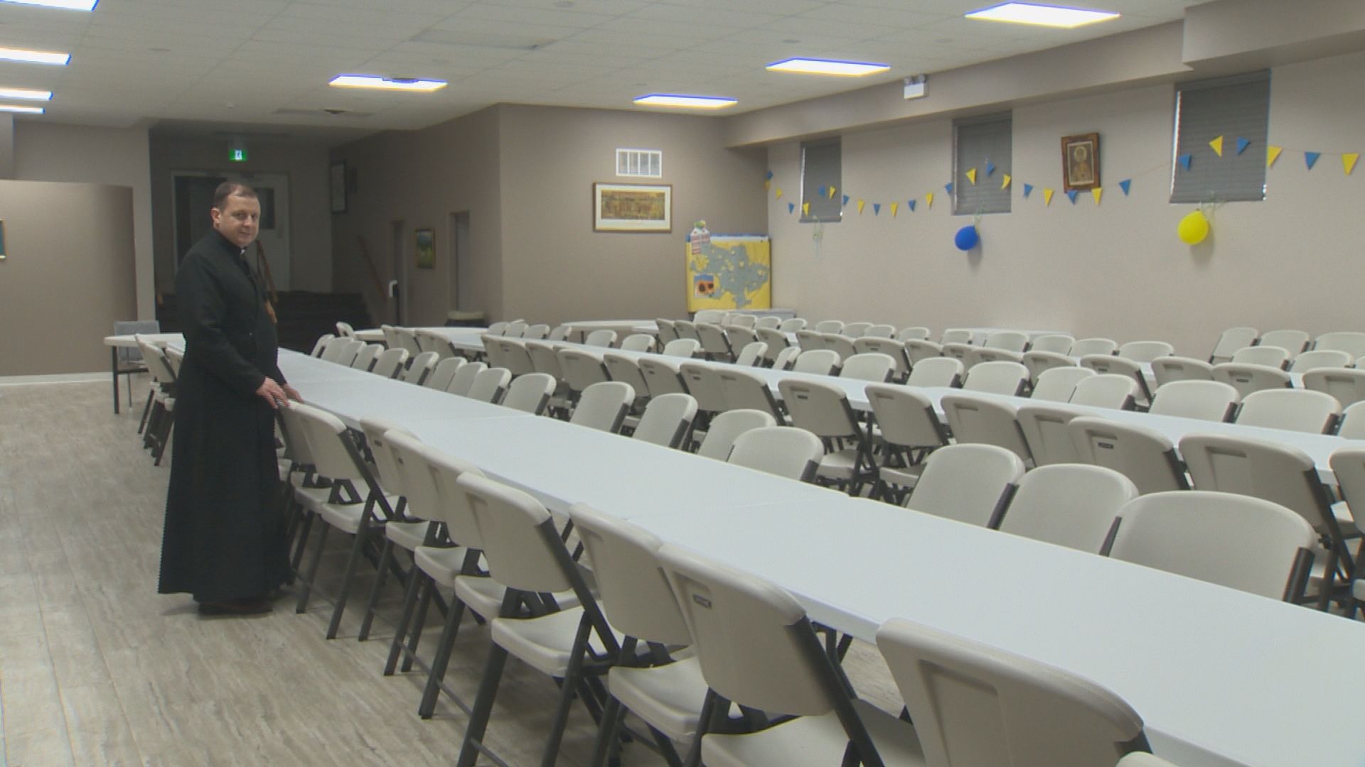 Some Ukrainian newcomers in Manitoba turning to food banks as food prices soar – Winnipeg | 24CA News