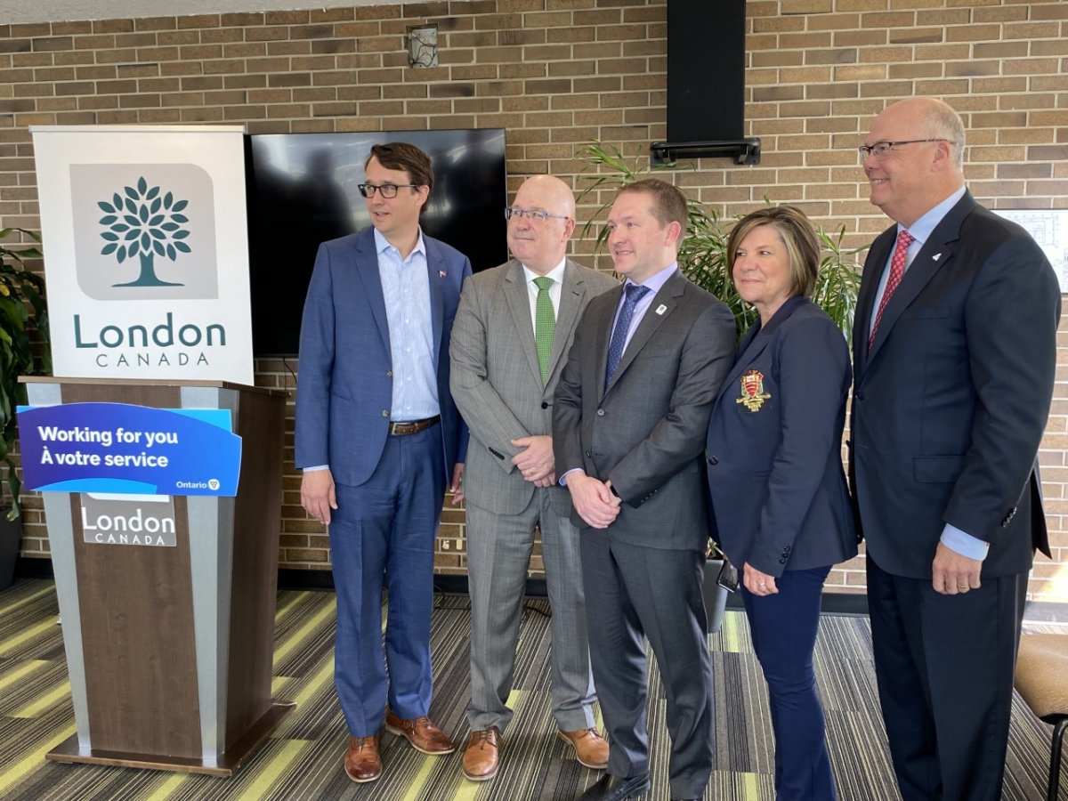 (Left): Monte McNaughton, MPP for Lambton-Kent-Middlesex, Steve Clark, Minister of Municipal Affairs and Housing, London Mayor Josh Morgan, Middlesex County Warden Cathy Burdghardt-Jesson, and Rob Flack, MPP for Elgin-Middlesex-London.