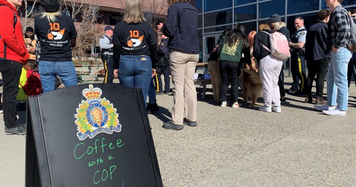 RCMP descend on UBC Okanagan for ‘Coffee with a Cop’ on campus – Okanagan | Globalnews.ca
