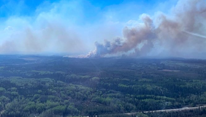Alberta wildfires: People from Edson allowed to return home Monday