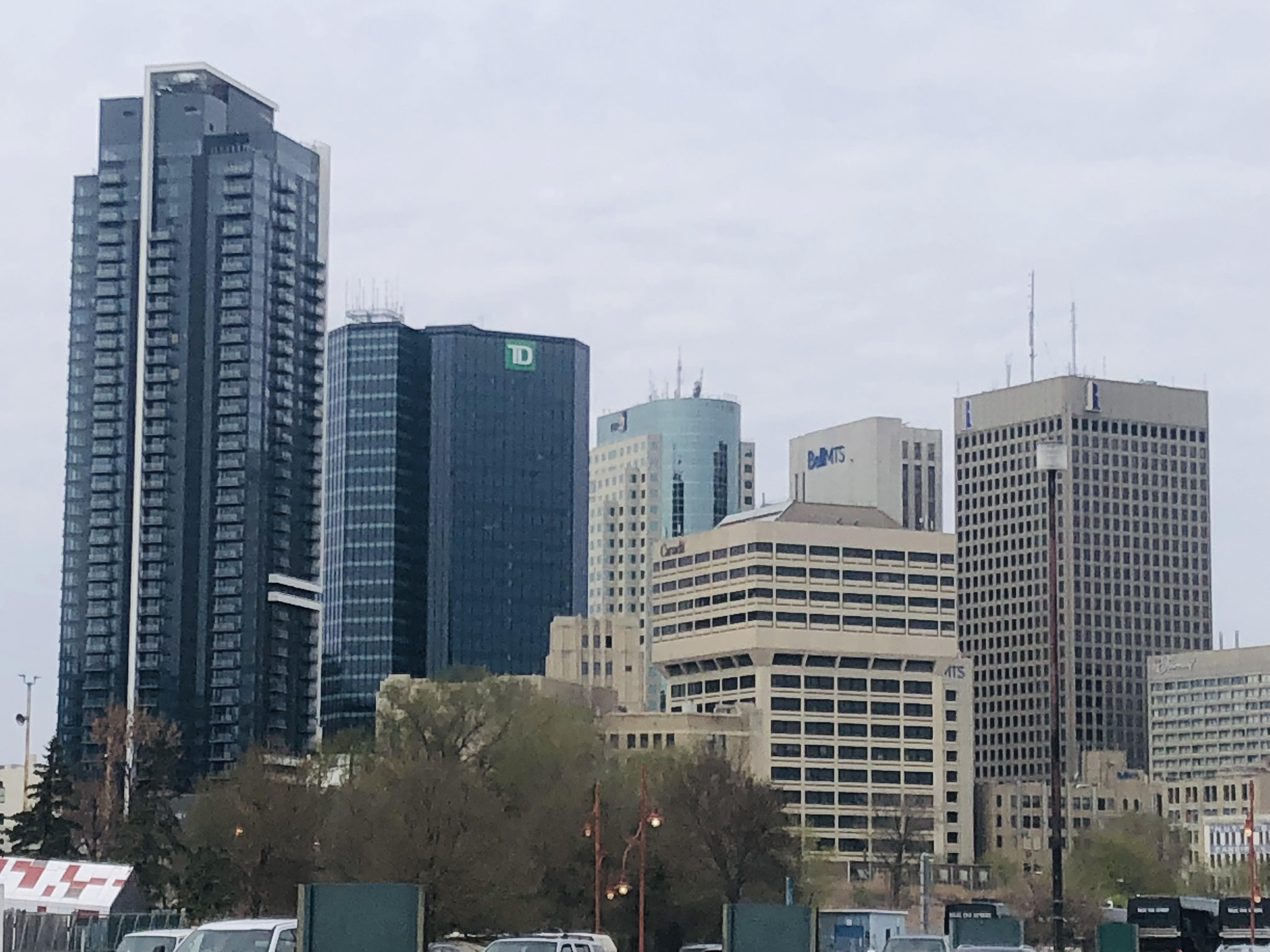 Downtown Winnipeg seeing rising office vacancy, suburban rates going up