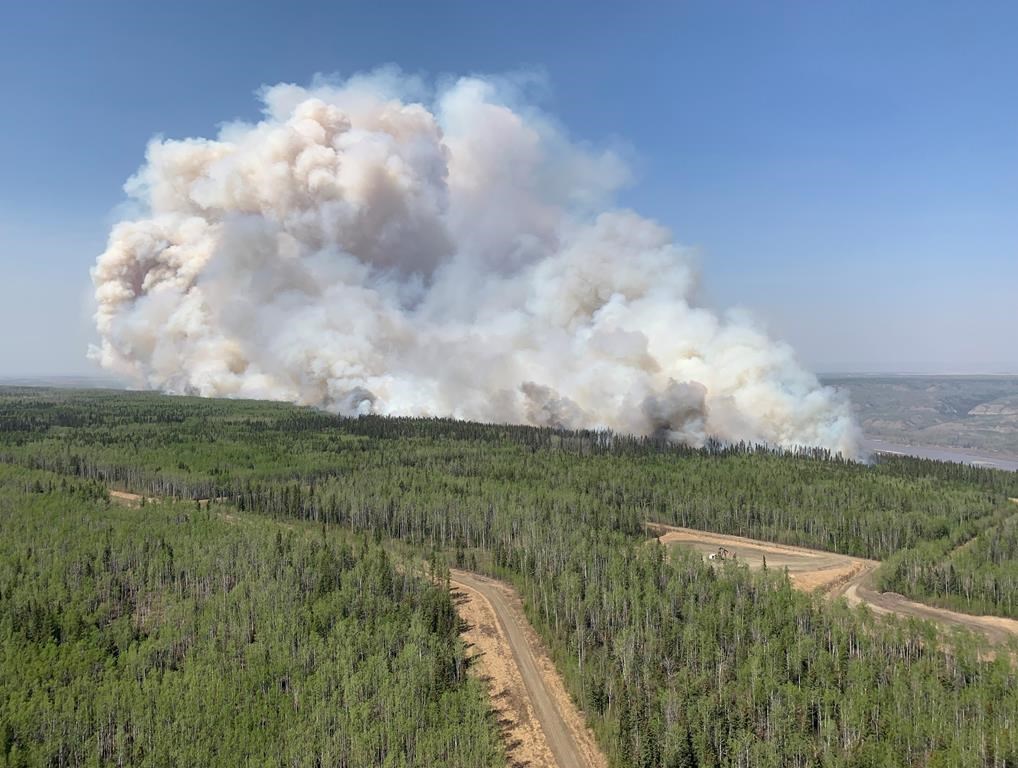 Province To Host Tuesday Night Town Hall For Alberta Wildfire Evacuees   20230508090516 C6b7b3cfa5e0793a234d6e3af7c2d88f4452771b947e2c00ca4567f6ec813891 4 