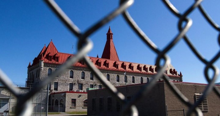 柯林斯湾监狱一名看守遭到袭击，囚犯被控罪