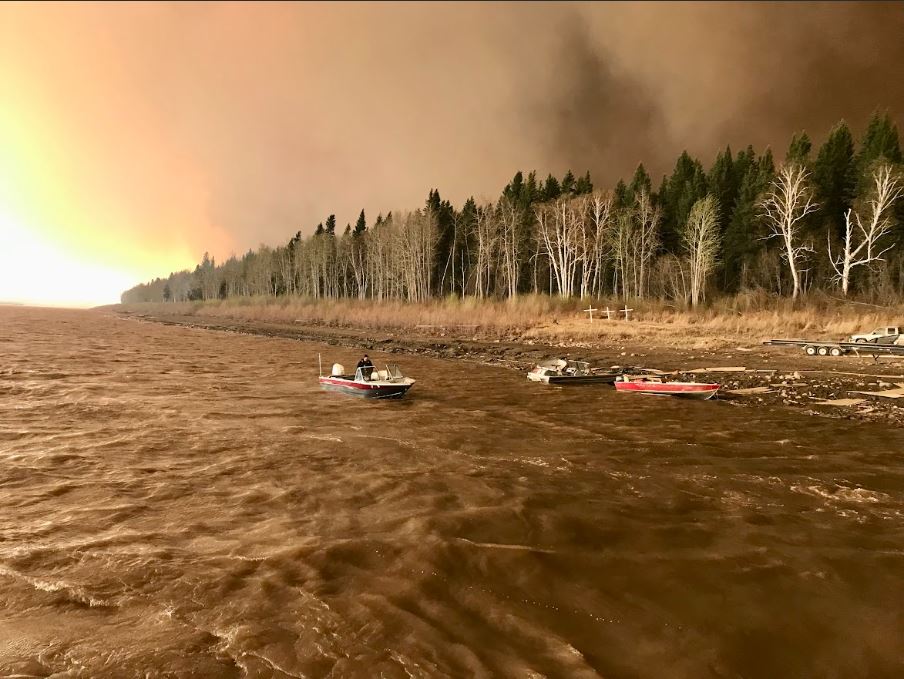 Feds fund wildfire emergency co-ordinators for 48 Alberta First Nations