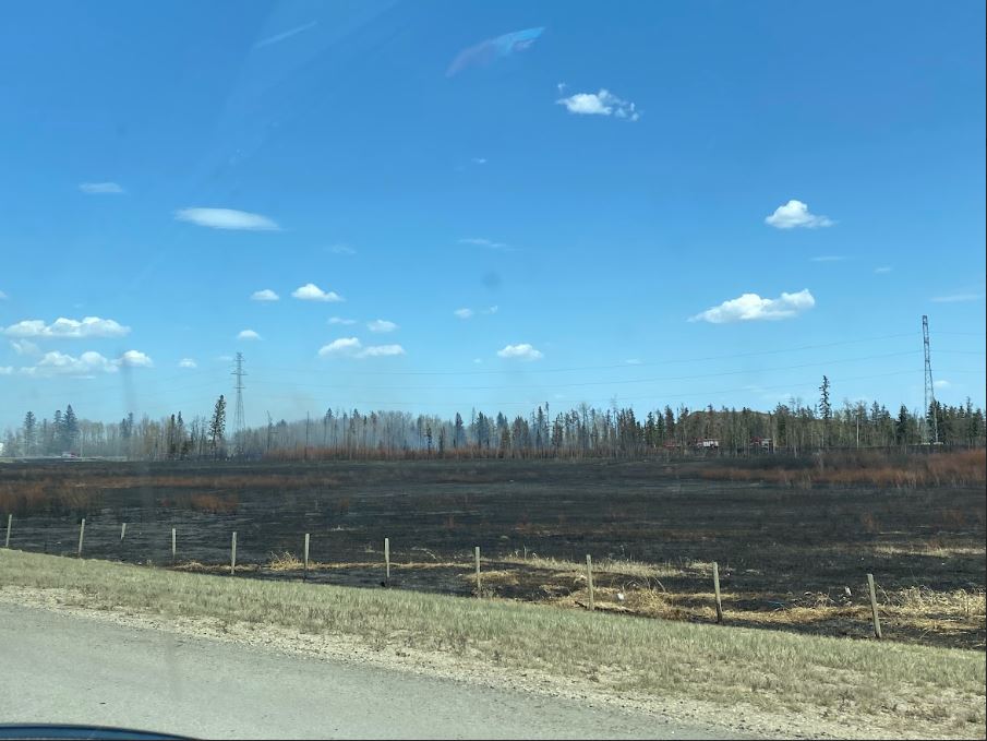 Thousands Flee Northern Alberta Wildfire: ‘People Are Really Scared ...