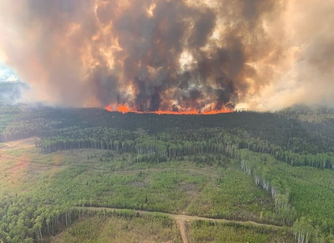 County of Grande Prairie warns of danger when residents fight wildfires themselves