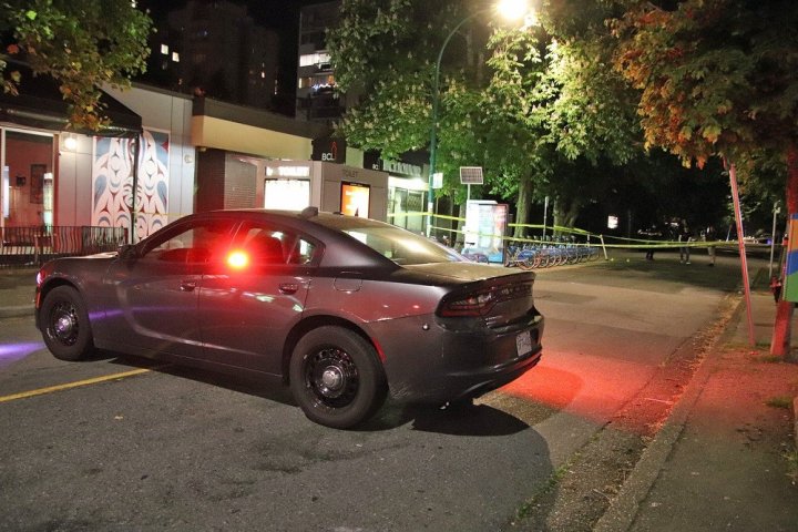 Saturday night stabbing leaves man dead, Vancouver homicide unit investigating