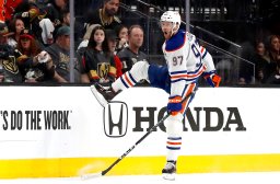 Continue reading: Edmonton Oilers score early and often in Game 2 against Vegas