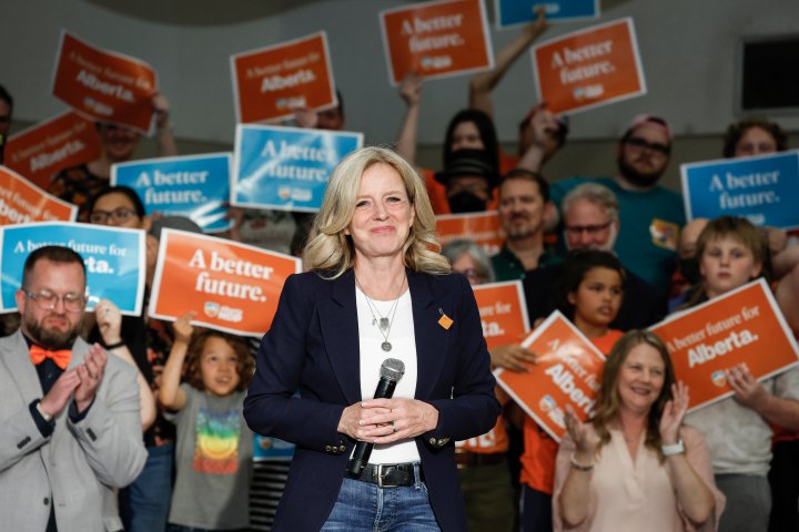 Alberta NDP raises concerns about lack of funding for rural health care