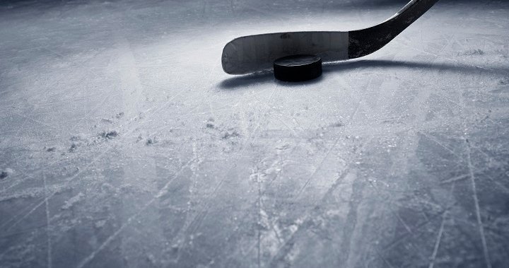 «Je ne peux pas respirer», selon un rapport, un joueur de hockey noir québécois forcé d’imiter George Floyd
