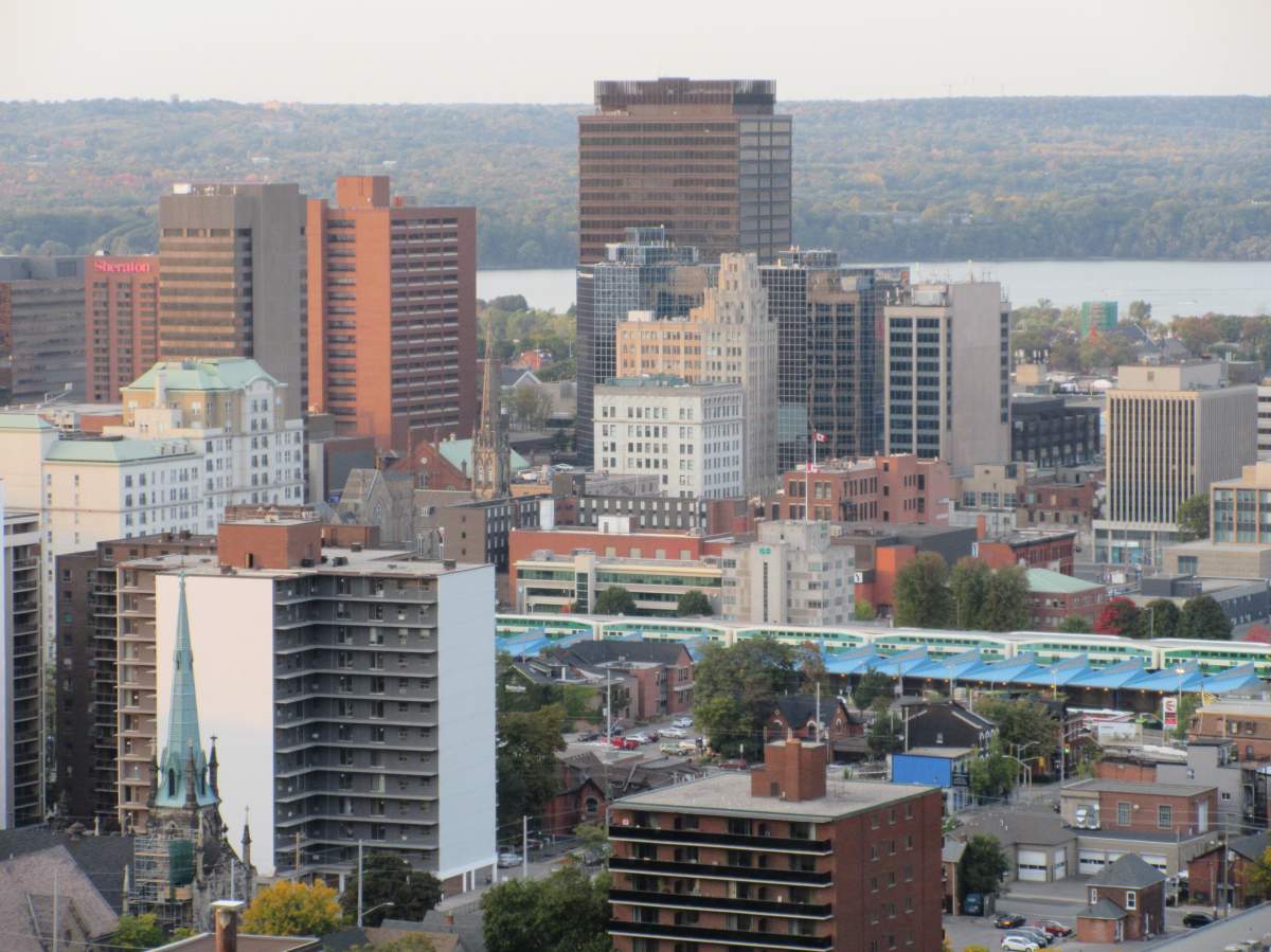 Hamilton's medical officer of health issued a heat warning May 31, 2022 with daytime highs set to hit at least 30 C over two days.