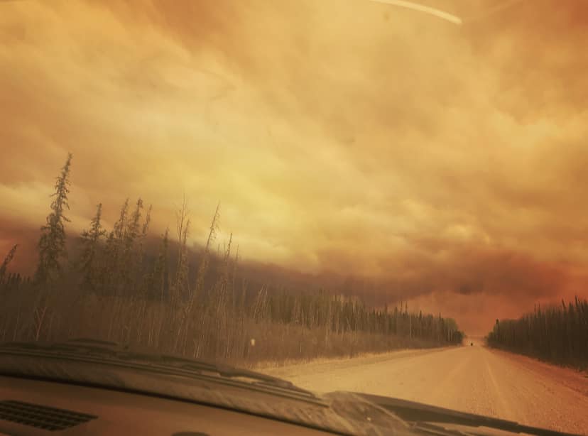 Wildfire smoke in northern Alberta fills the sky as residents of Fox Lake flee to High Level.