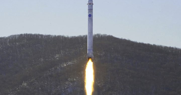 Nordkorea feuert angebliche Rakete ab, nachdem Plan für Spionagesatelliten angekündigt wurde – National