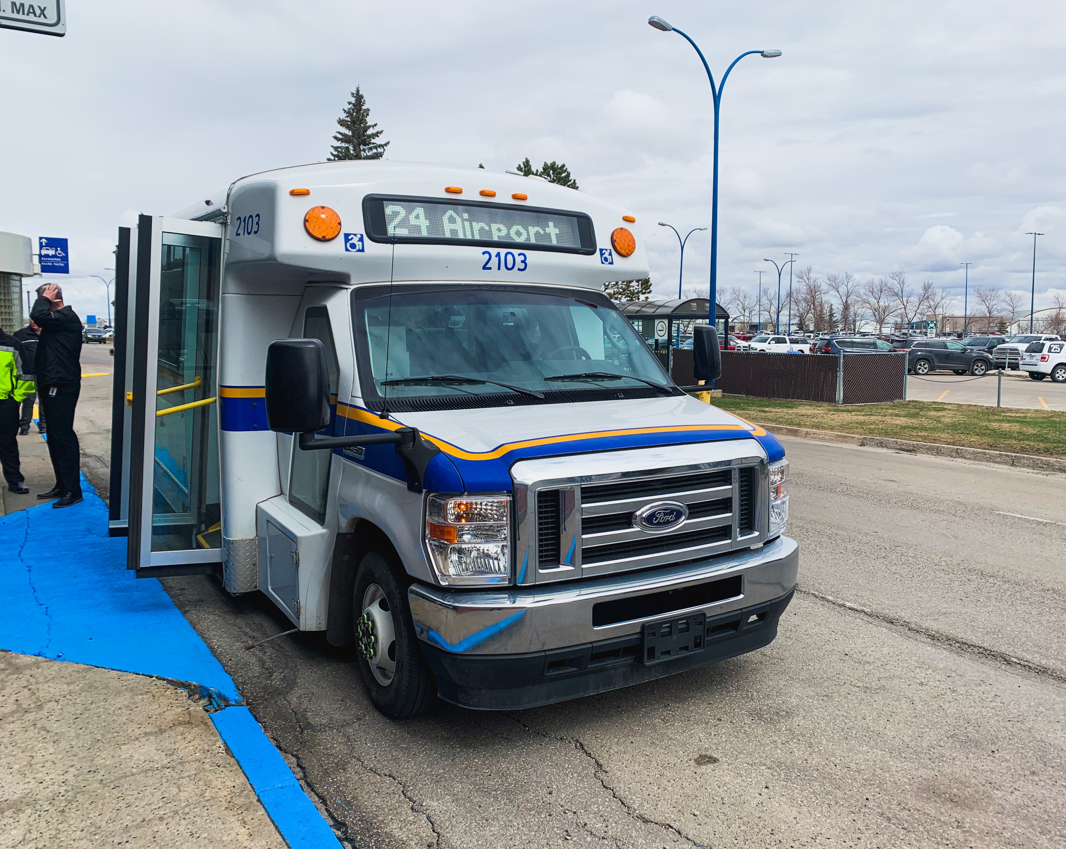 New Regina Transit route from downtown to airport now available – Regina | 24CA News