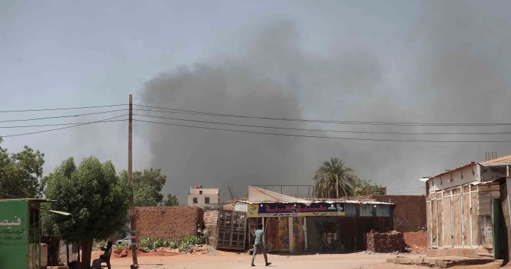 Sudan crisis: Warring generals fight on after failing to reach truce