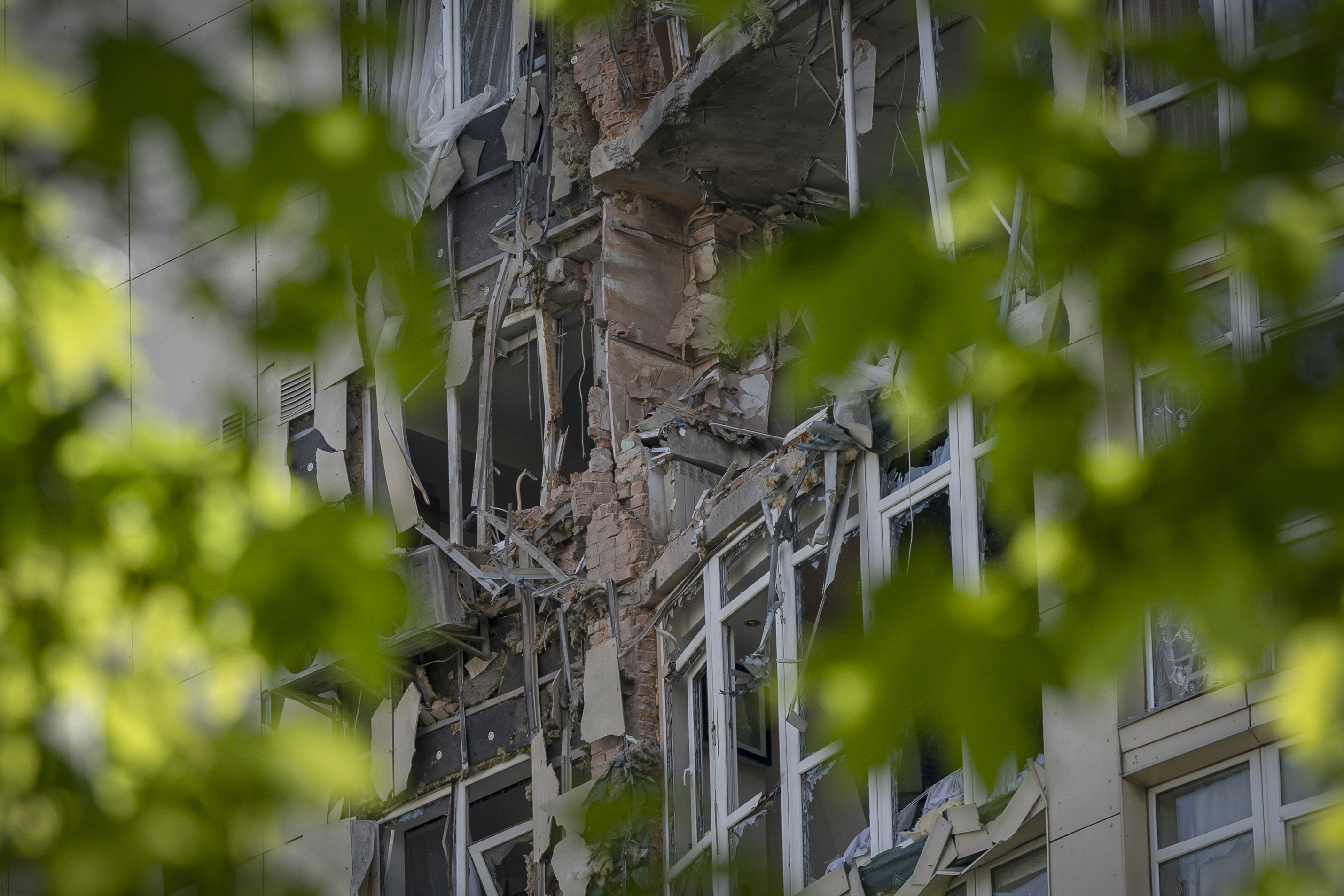 Russia increases drone strikes in Ukraine ahead of May 9 Victory Day holiday – National | 24CA News