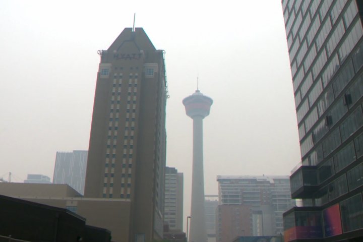 Albertans urged to stay indoors as air quality expected to worsen