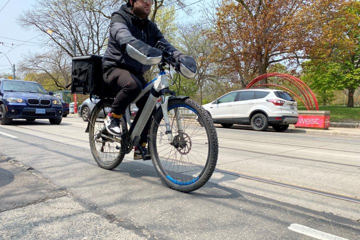 Toronto motion calling for e-bike courier regulations sparks contention