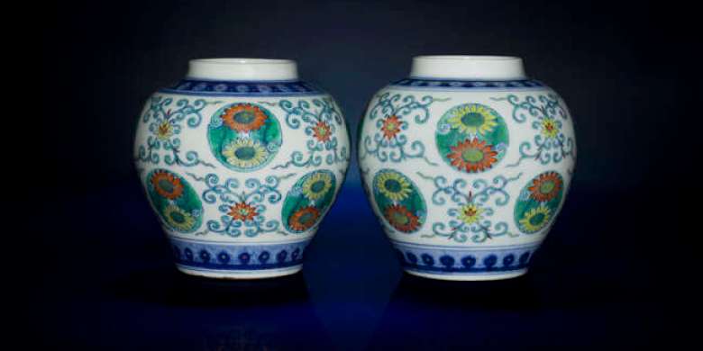 Ancient jars bought at thrift shop for $33 could fetch $84,000 at auction