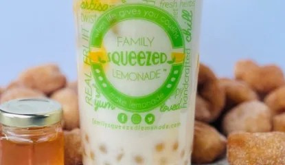 "Mini donut milk” shaken with classic lemonade and finished off with popping honey boba.