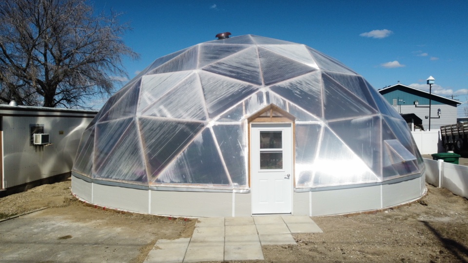 The Saskatchewan couple, Trent Wszolek and Dayna McComb, living in the town of Biggar have built a geodome. A greenhouse that is supposed to work really well in the Saskatchewan climate.