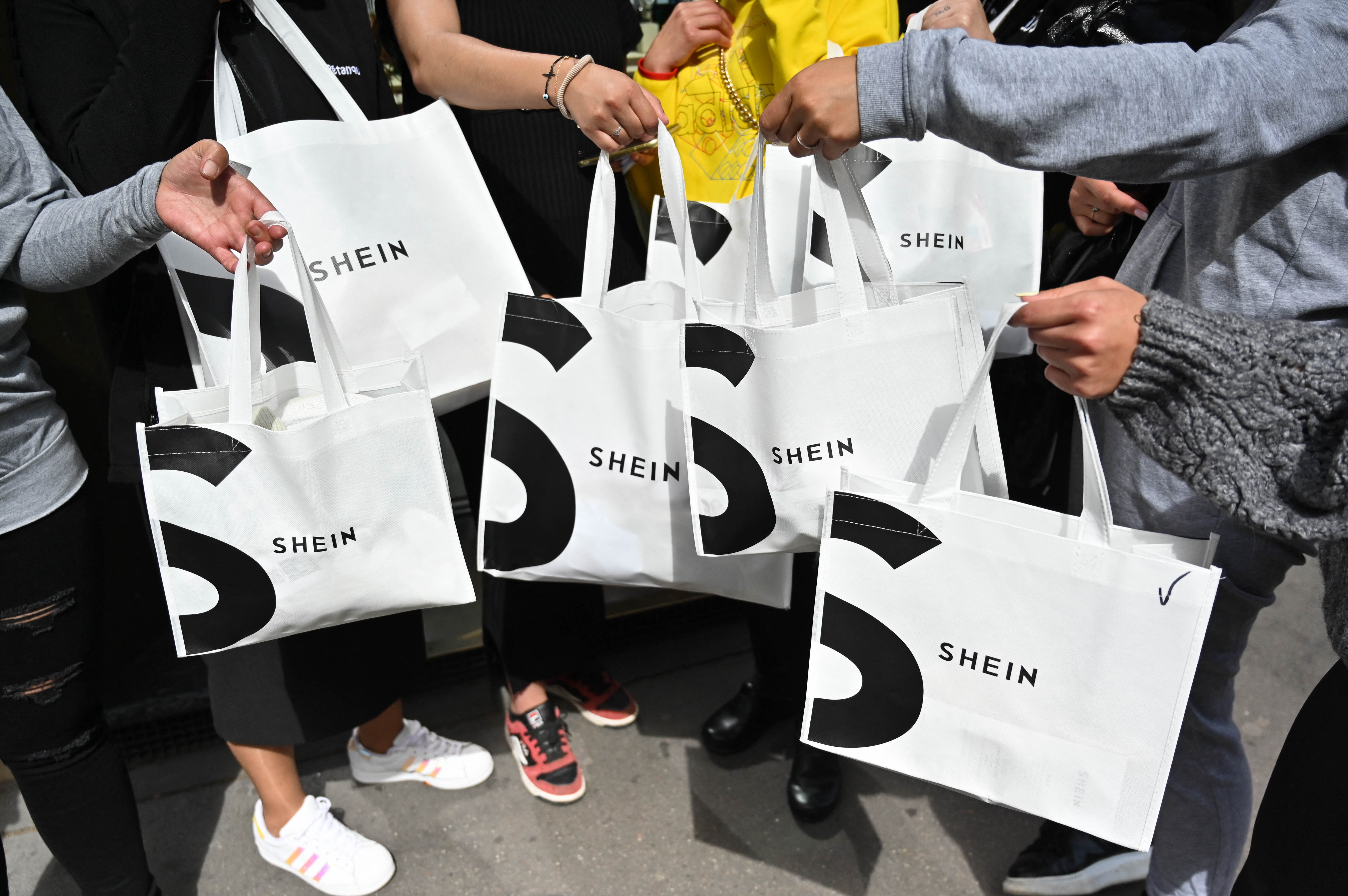 Shein : The 'Ugly' Side of Fast Fashion
