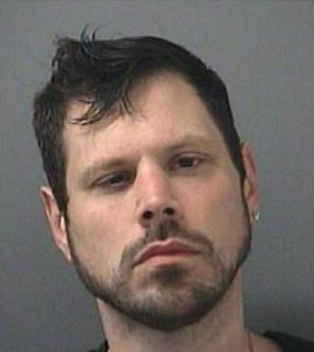 Peel police say ‘prolific violent offender’ considered armed and