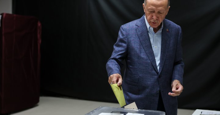 Erdogan leads in Turkey’s election, but opposition disputes numbers