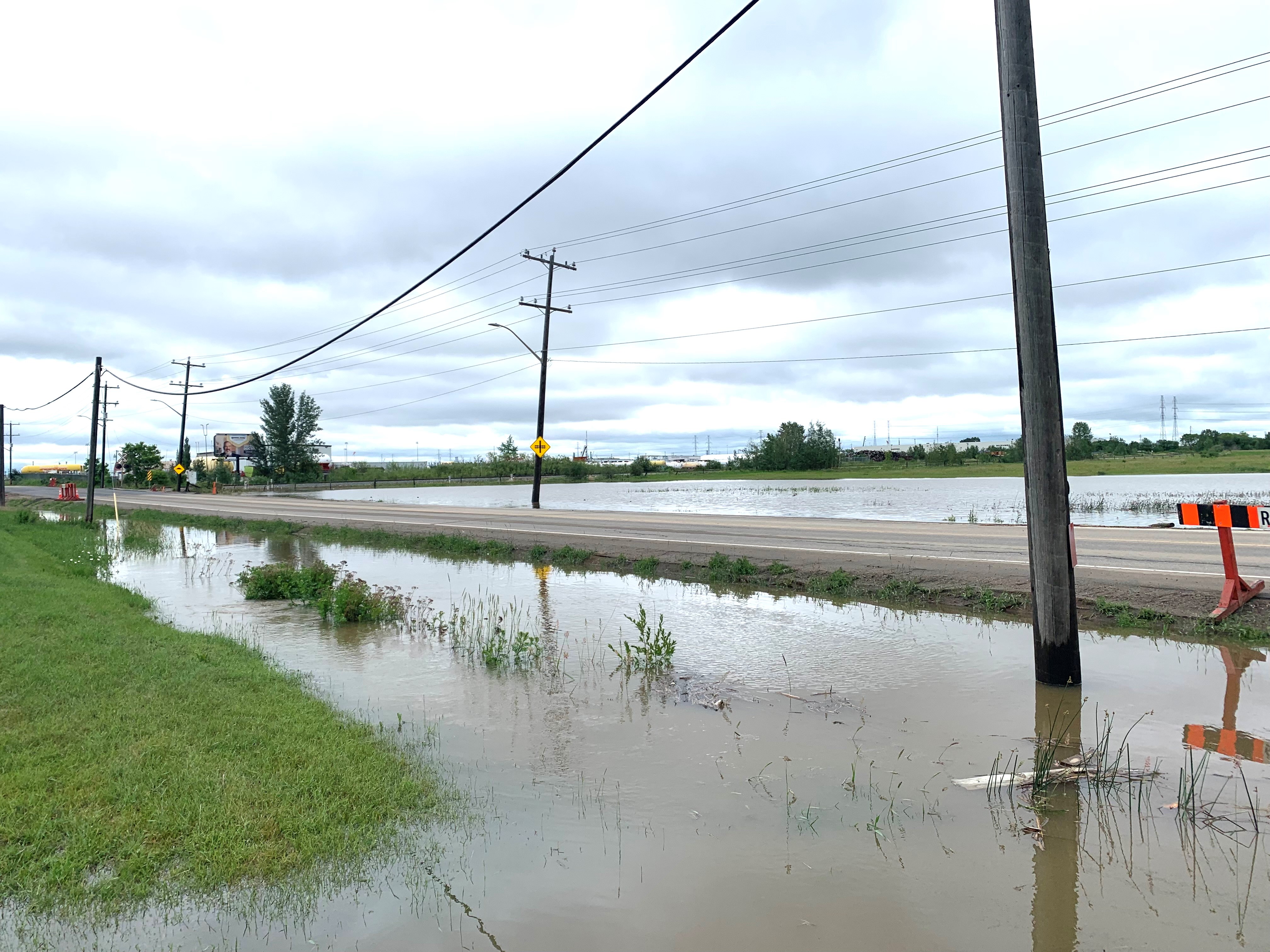 Central Alberta records ‘tremendous’ amounts of rain; flooding a concern  