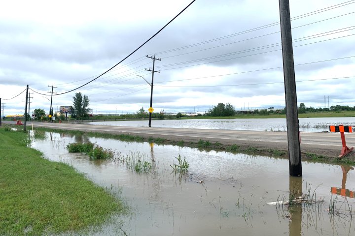 Central Alberta records ‘tremendous’ amounts of rain; flooding a concern