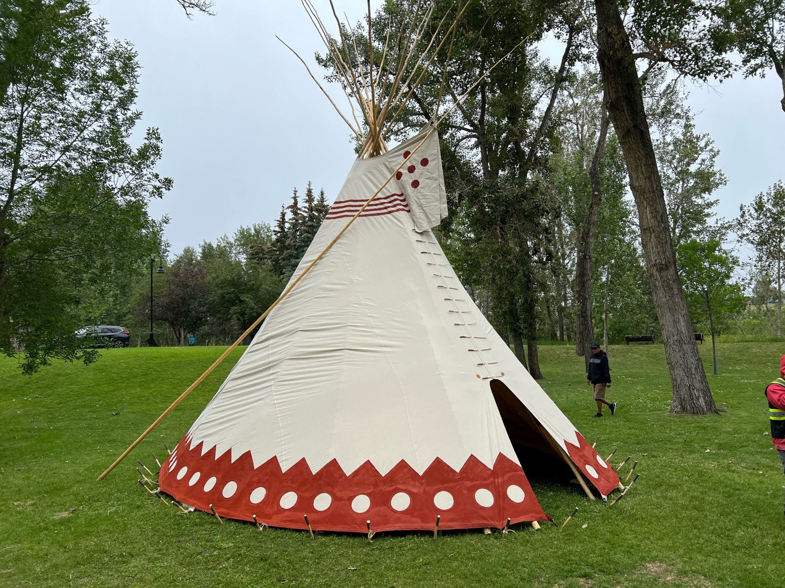 City of Calgary installing tipis in parks in partnership with Indigenous nations - Calgary - Vimarsana News