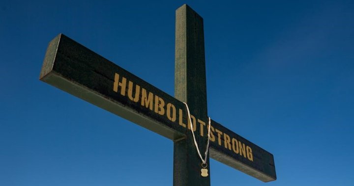 Градовете в Саскачеван тихо си спомнят автобусната катастрофа на Humboldt Broncos 6 години по-късно