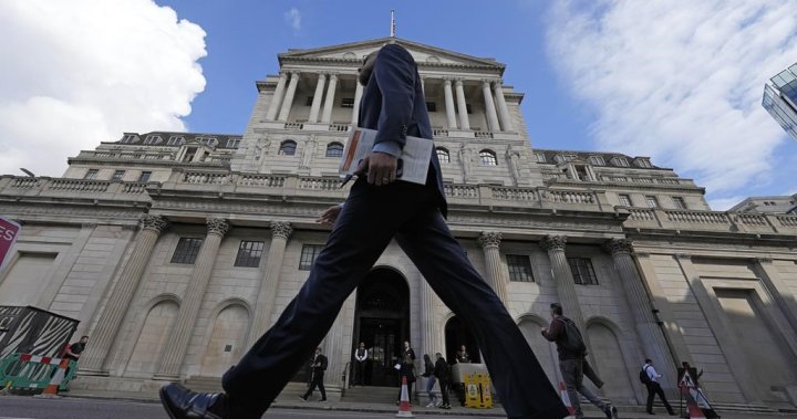 Bank of England’s surprise rate hike spurs U.K. recession fears – National | Globalnews.ca