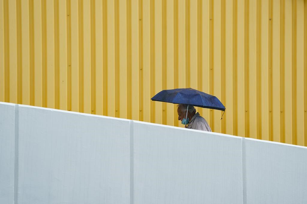 Grab Your Umbrellas: Cold, Soaking Rain Sweeps Across The Gta This Weekend - Beritaja