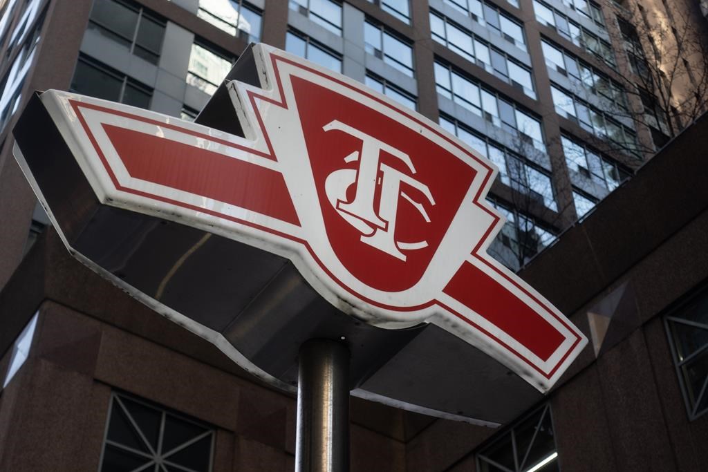 TTC subway service suspended on Line 2 from Kipling to Jane after track fire