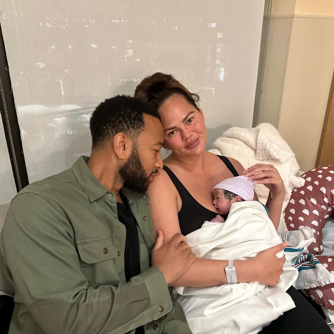 Chrissy Teigen, John Legend welcome 4th child via surrogate – National