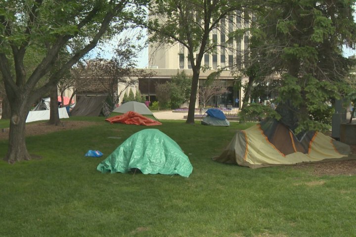 Tents set up outside Regina City Hall to push leaders to end homelessness