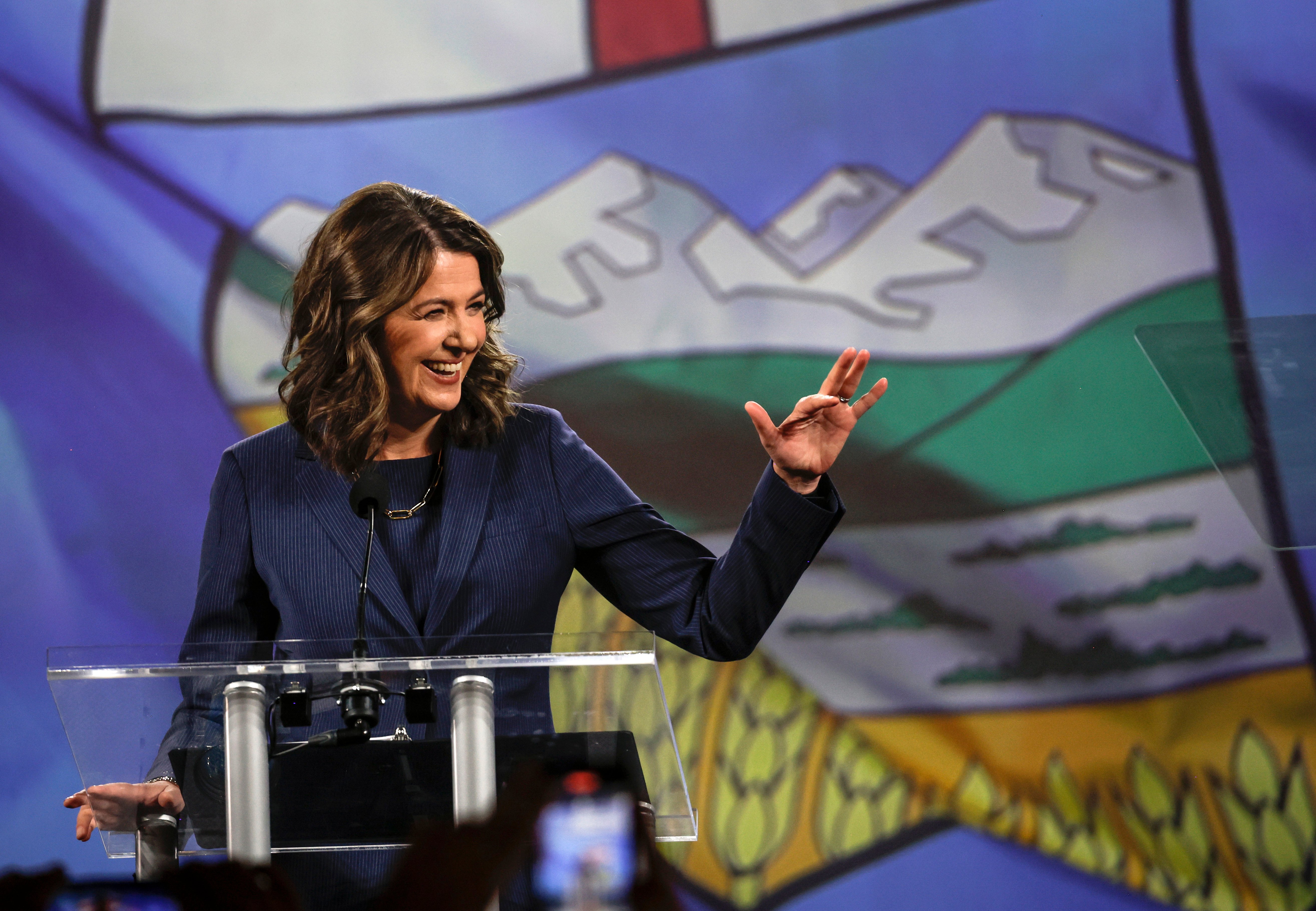 Alberta premier apologies for ethics breach; NDP requests RCMP investigation - Vimarsana News