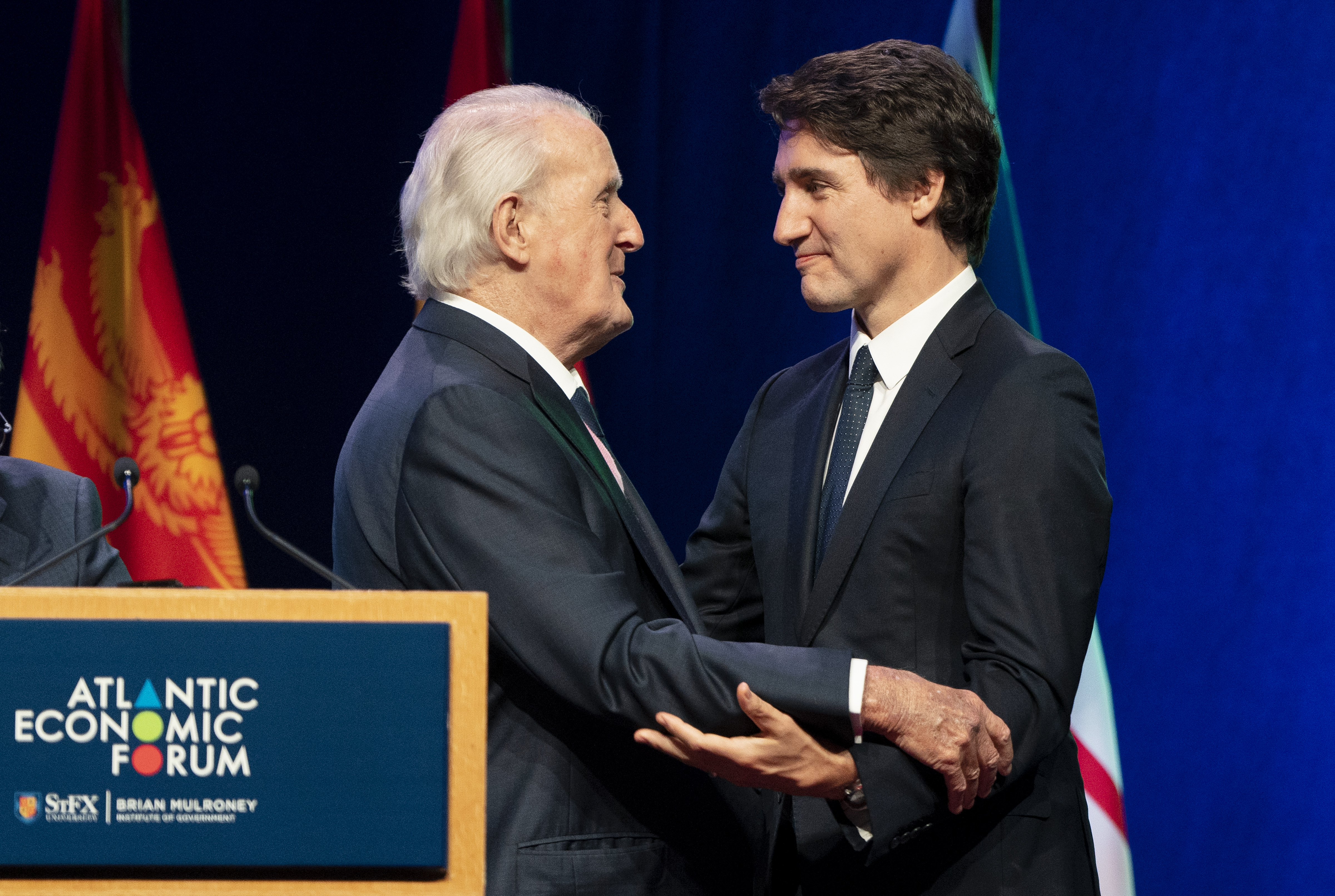 Brian Mulroney praises Trudeau’s leadership, omits any mention of Pierre Poilievre  | 24CA News