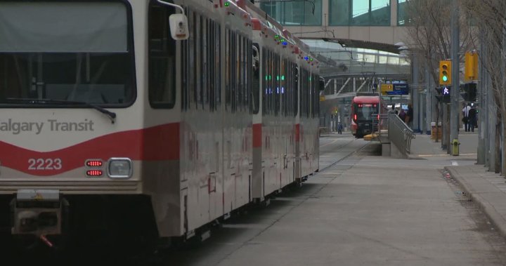 Calgary Transit unveils updated strategy, aiming for more frequent service – Calgary | Globalnews.ca