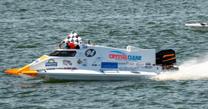 How an Ontario man is blazing the way for Canadians in F1 powerboat racing