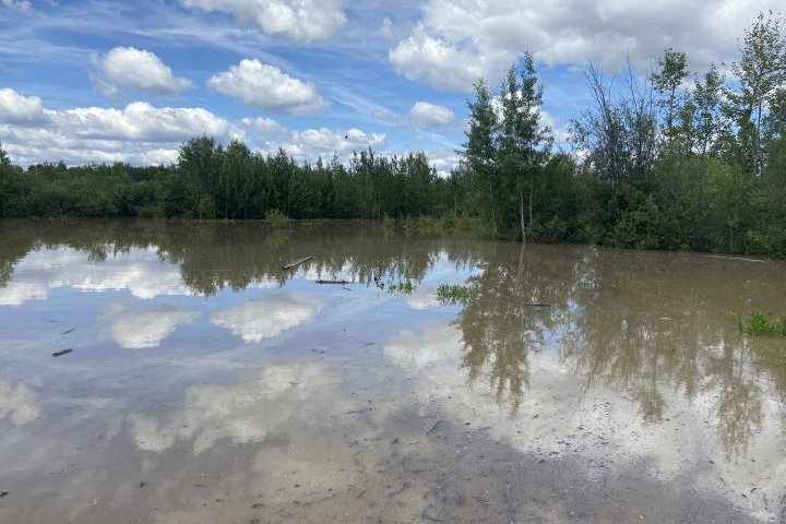 Alberta floods: Part of Whitecourt evacuation order lifts Wednesday
