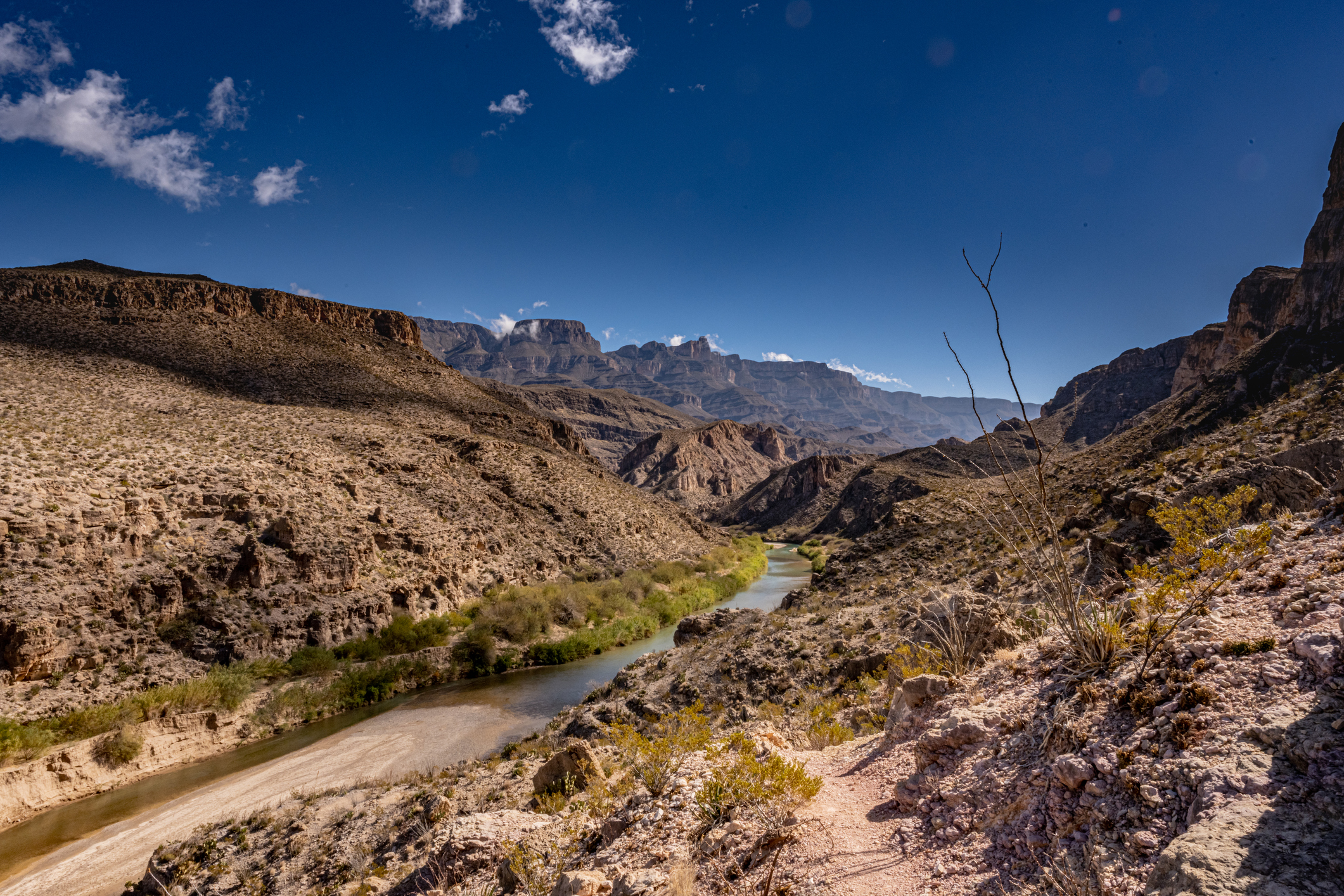 Teen Hiker Dies In Extreme Heat In Texas Park, Stepfather Dies Seeking ...