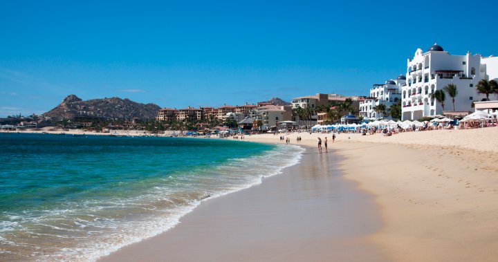 2 Americans found dead in luxury hotel room in Mexico