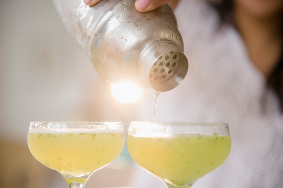 Margarita burn can happen when you use certain ingredients to prepare food and drinks, but don't take proper care to wash your hands before heading out into the sun.