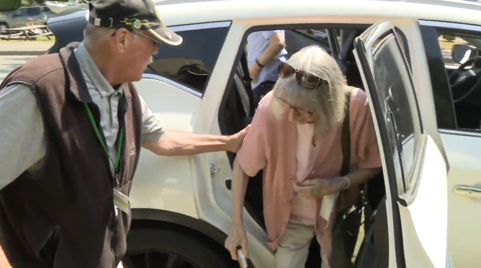 B.C. volunteer cancer drivers near recruitment goal, but need becoming greater – BC | 24CA News