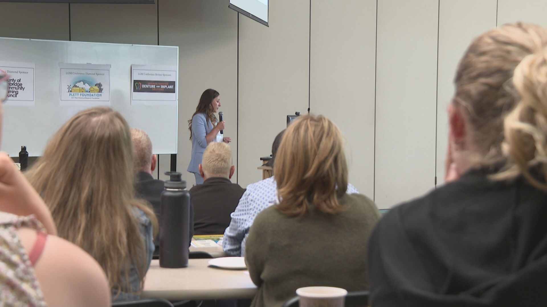 Service groups learn about Low German Mennonites at Lethbridge conference