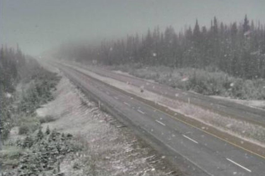 'June-uary': Snow falls on Okanagan Connector Sunday morning - Vimarsana News